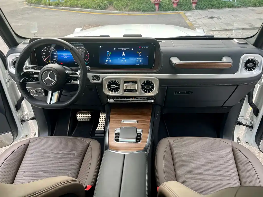 Mercedes-Benz G-Class 2025 — фото 24