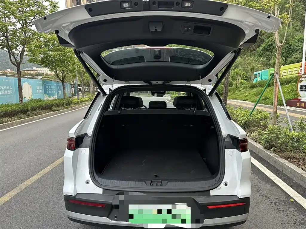 BYD Pro New Energy 2025 — фото 11