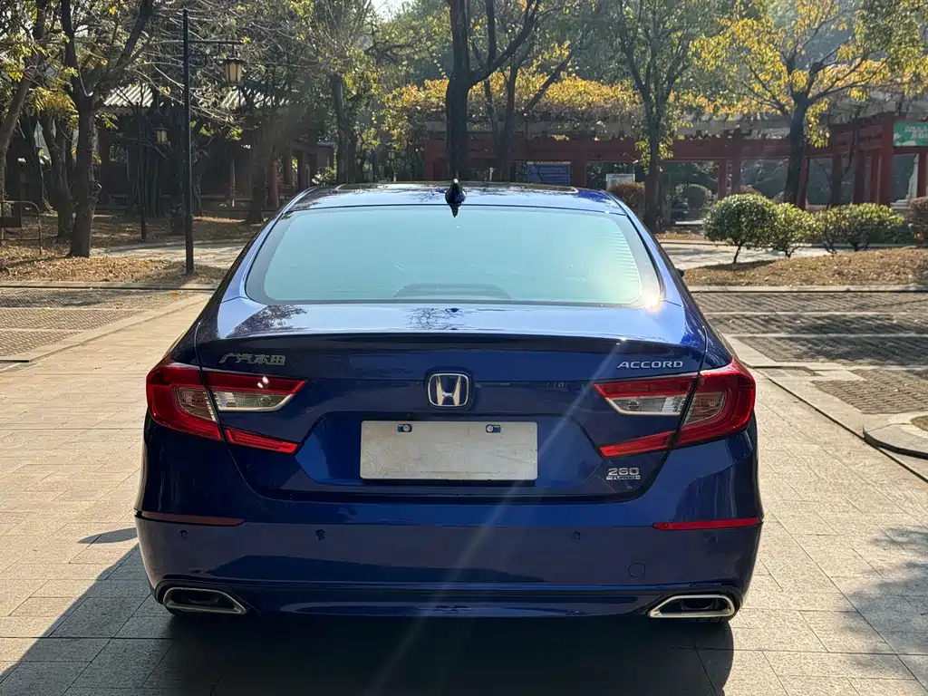 Honda Accord 2021 — фото 13