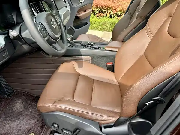 Volvo XC60 2019