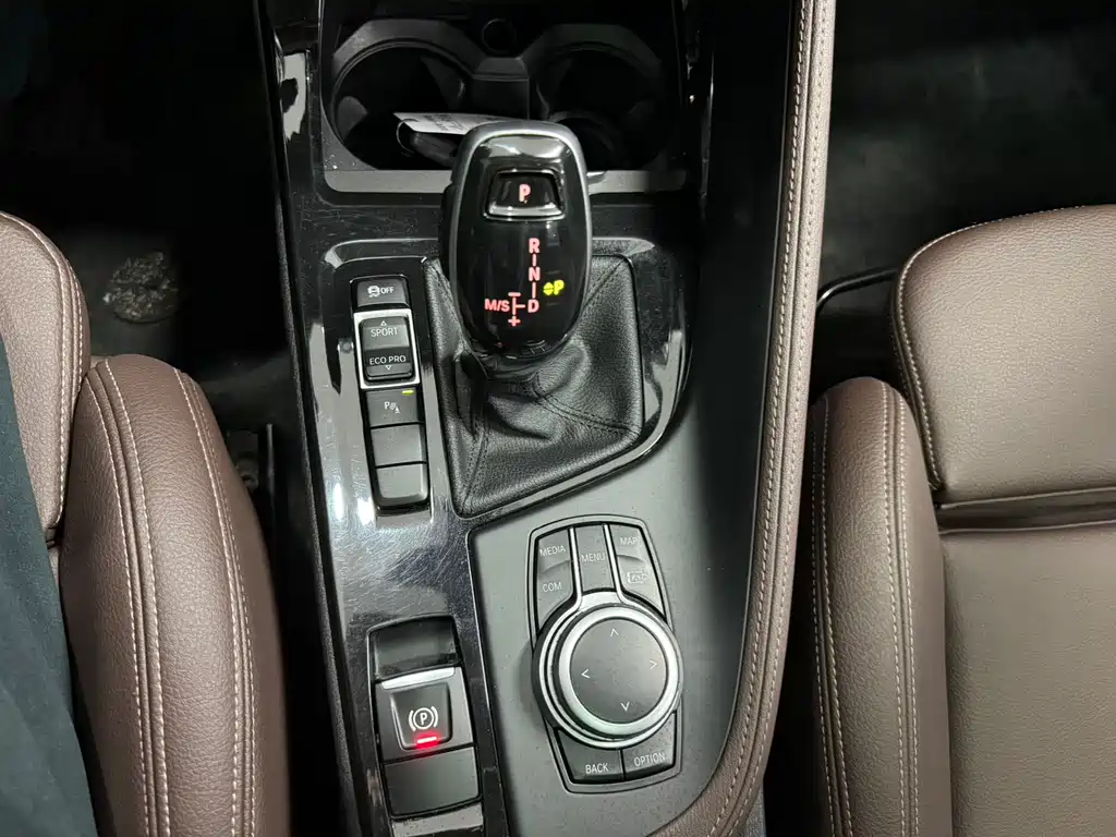 BMW X1 2022 — фото 13