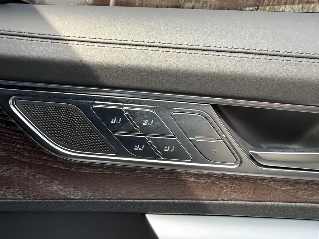 Audi A6L 2023 — фото 10