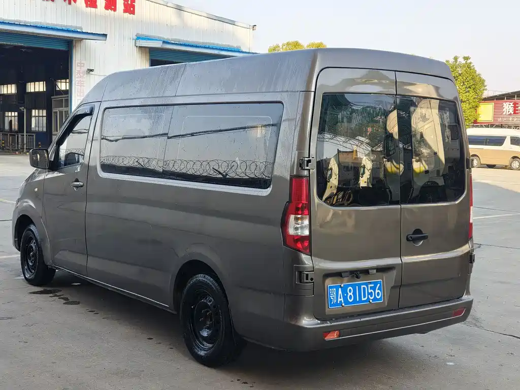 Kaicheng Ruixing M90 2019 — фото 5