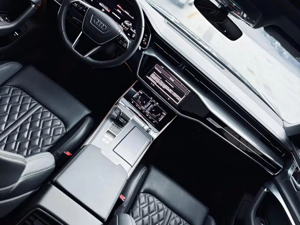 Audi A6L 2025