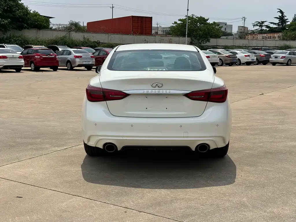 Infiniti Q50L 2019 — фото 10