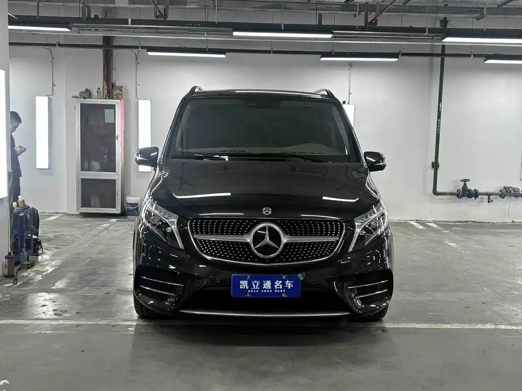 Mercedes-Benz V-Class 2022 — фото 3