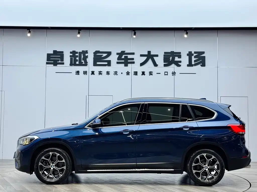 BMW X1 2021 — фото 4