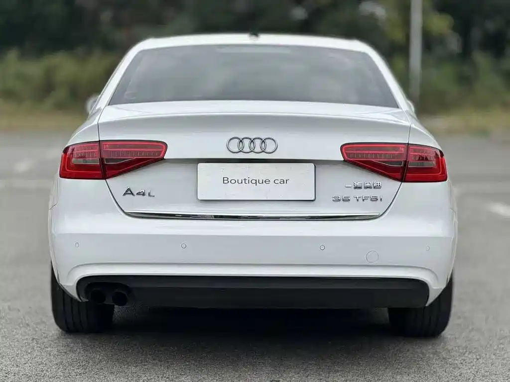 Audi A4L 2013