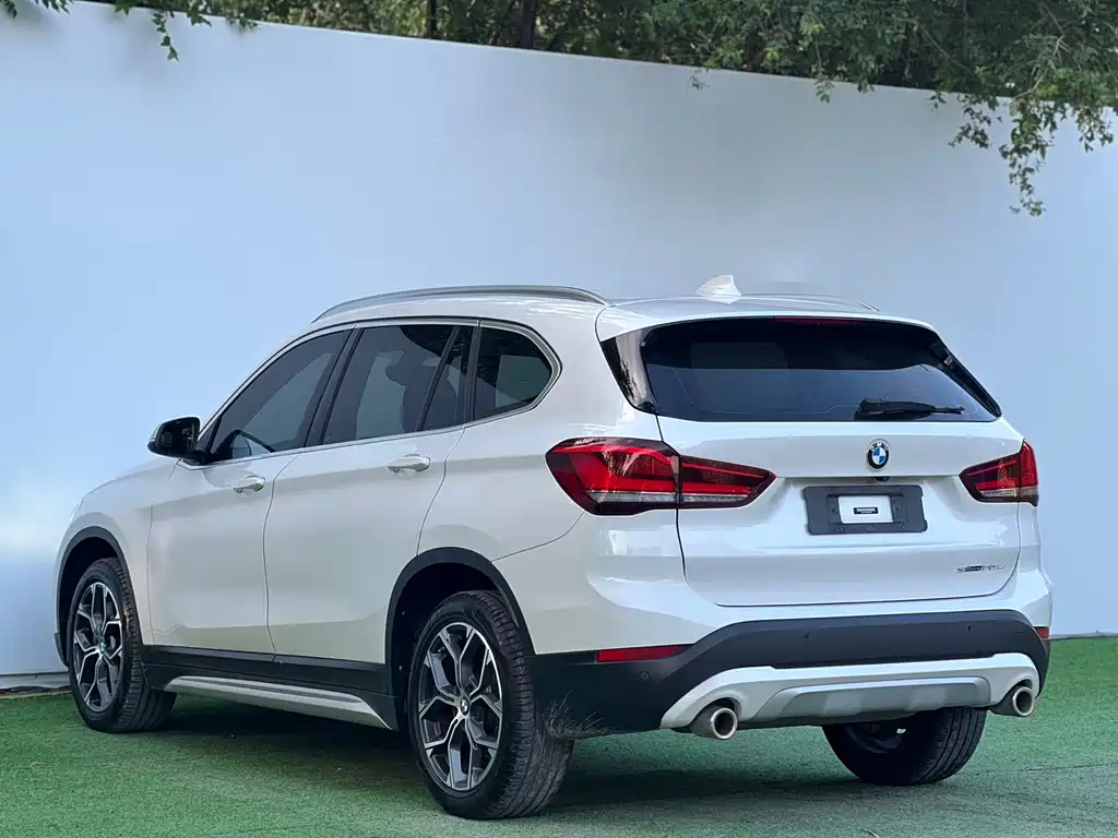 BMW X1 2022 — фото 9