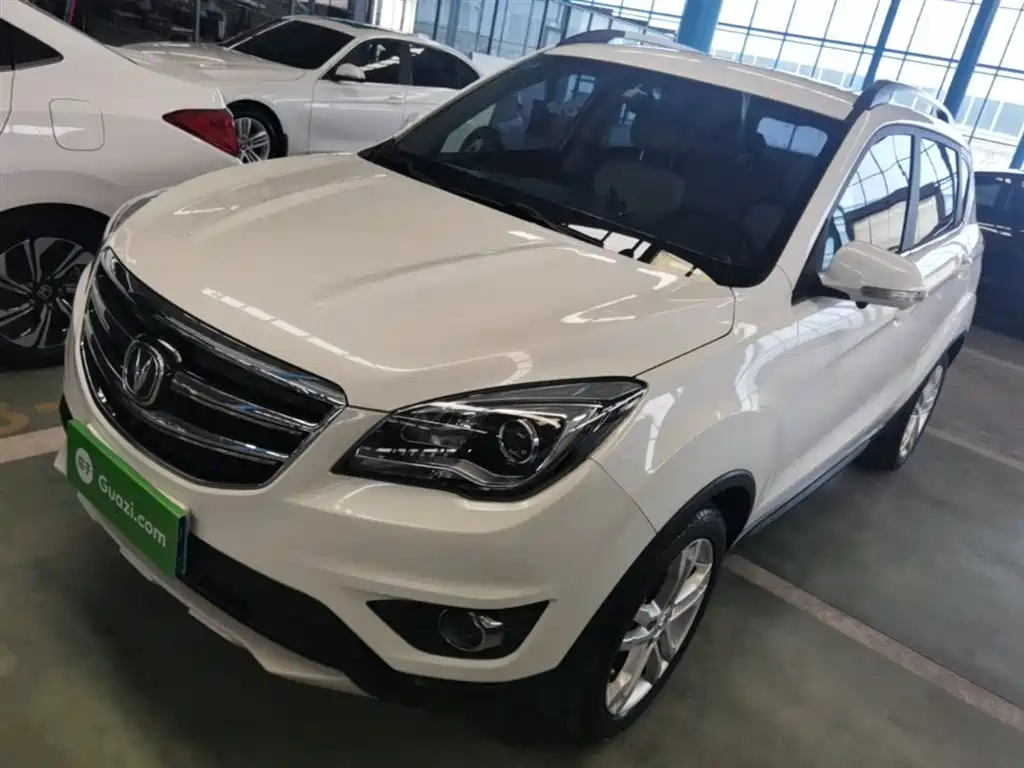 Changan CS35 2018 — фото 2
