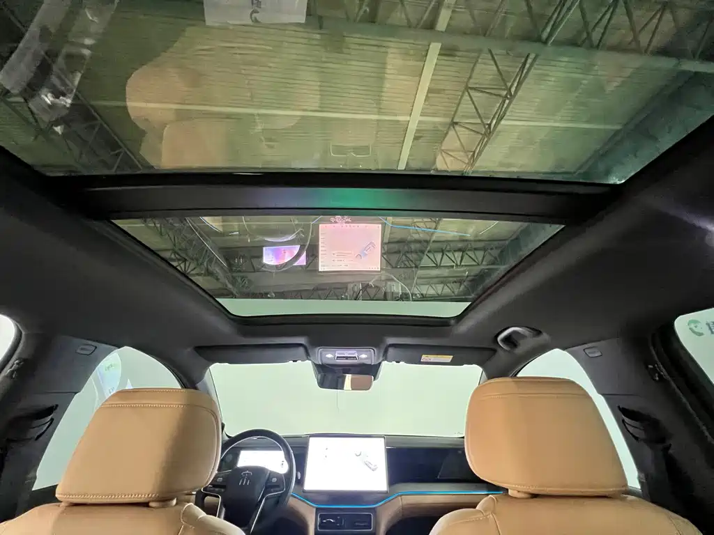 BYD L DM-i 2024 — фото 13