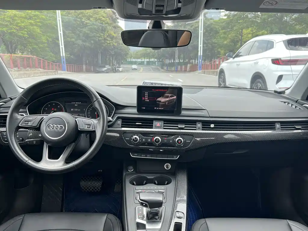 Audi A4L 2017 — фото 16