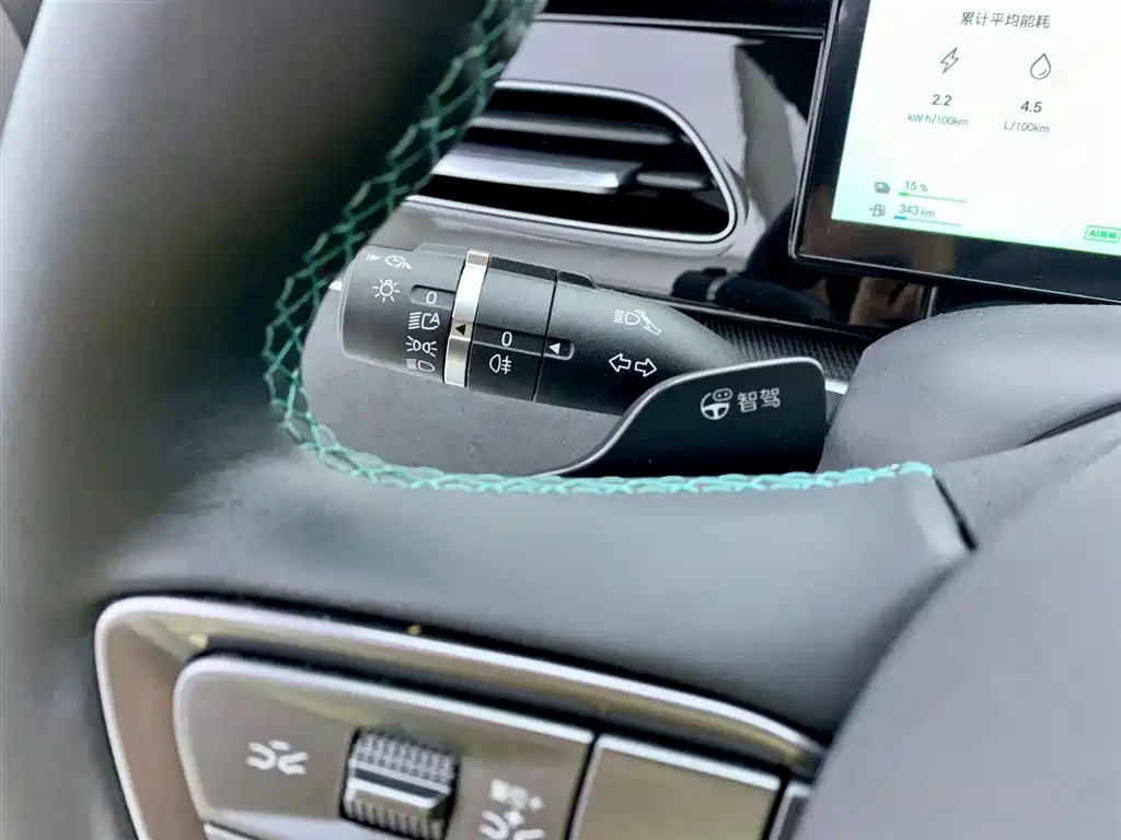 BYD Seal 06 2025 — фото 17