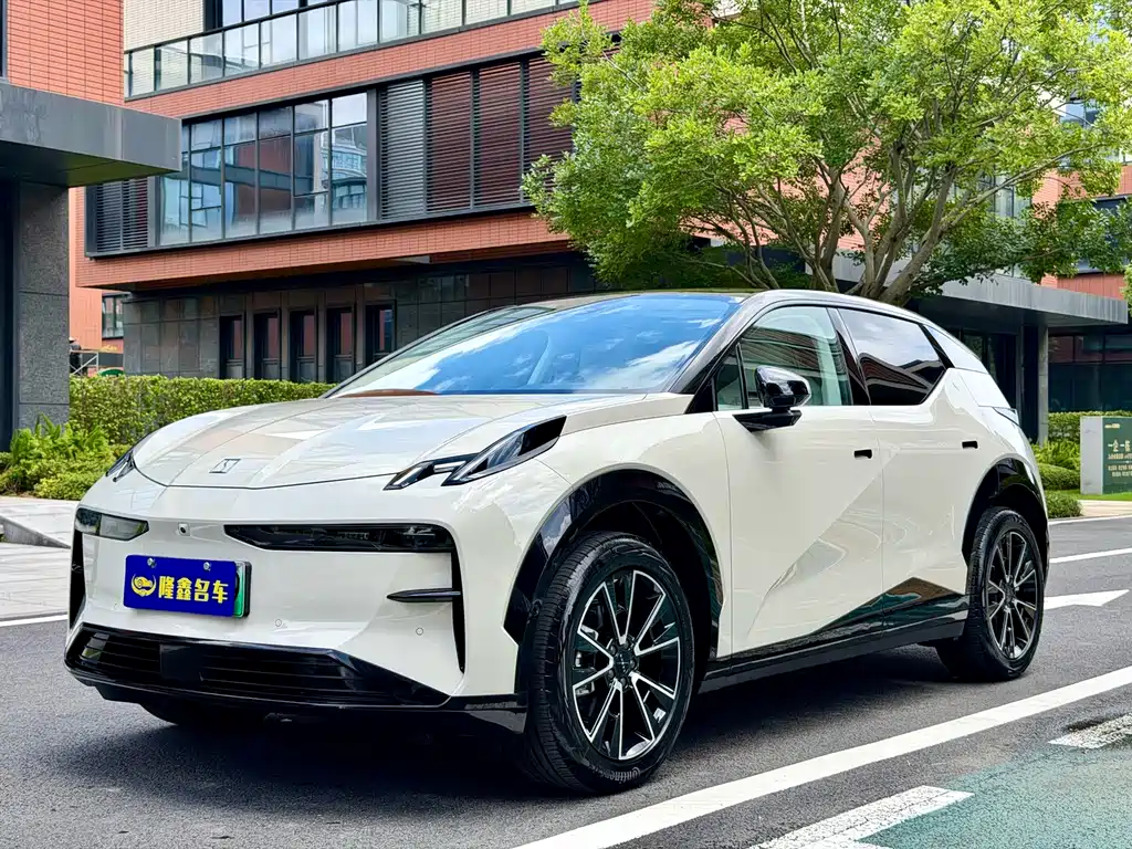 Zeekr X 2024