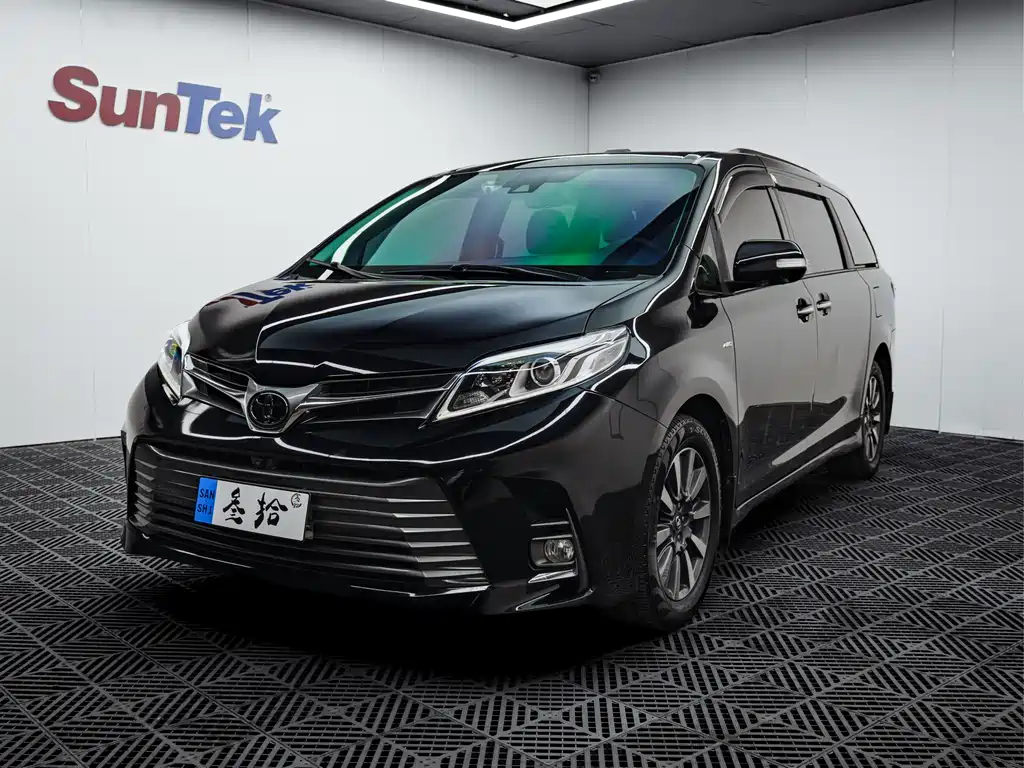 Toyota Sienna 2018 — фото 2