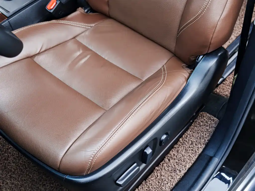 Toyota Sienna 2018 — фото 13