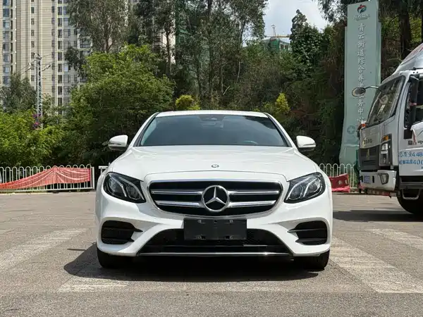 Mercedes-Benz E-Class 2016