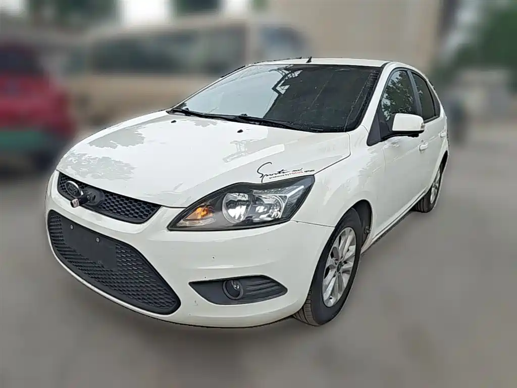 Ford Focus 2014 — фото 3