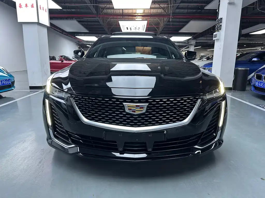Cadillac CT5 2022 — фото 2