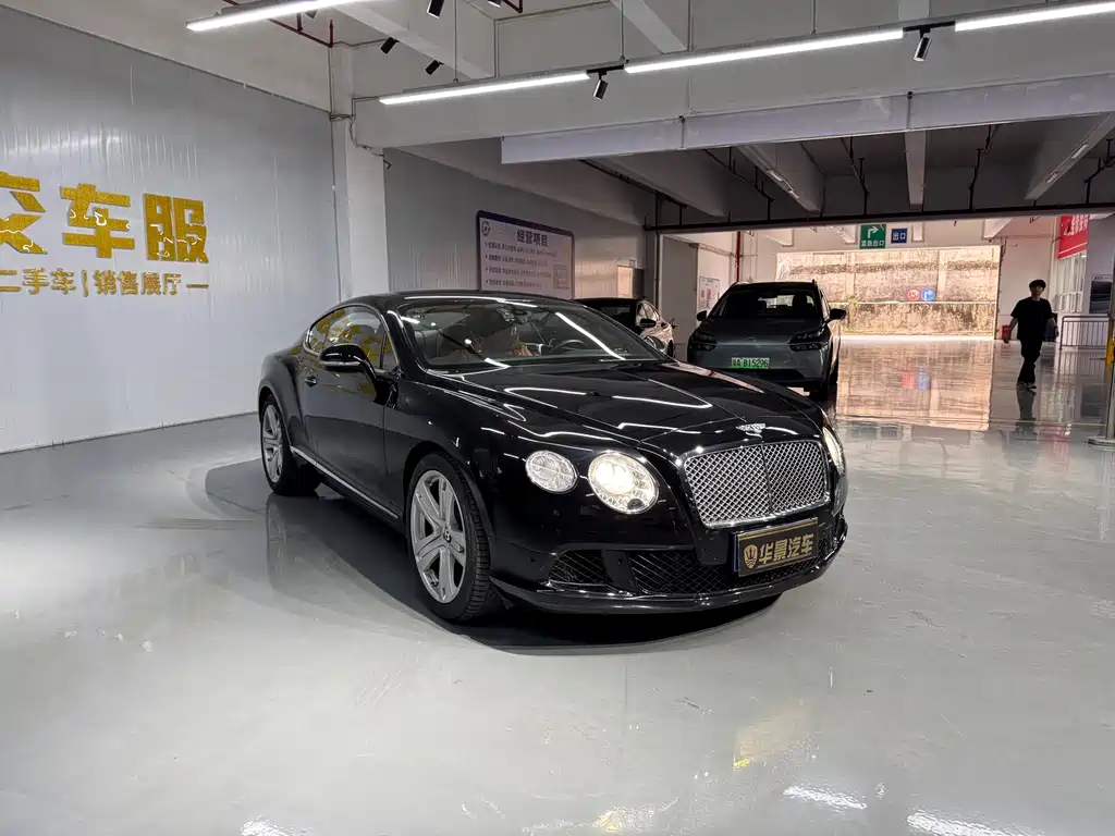 Bentley Continental 2013 — фото 7