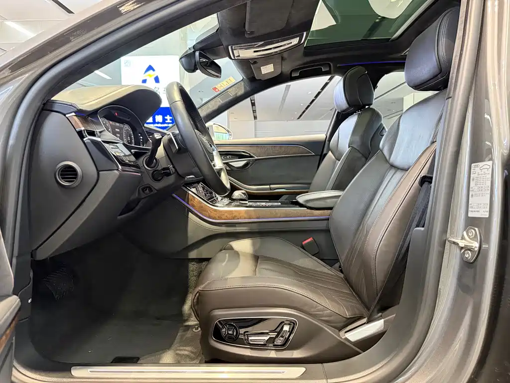 Audi A8 2019