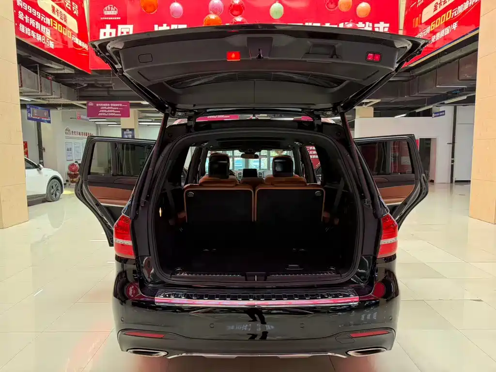 Mercedes-Benz GLS 2018 — фото 14