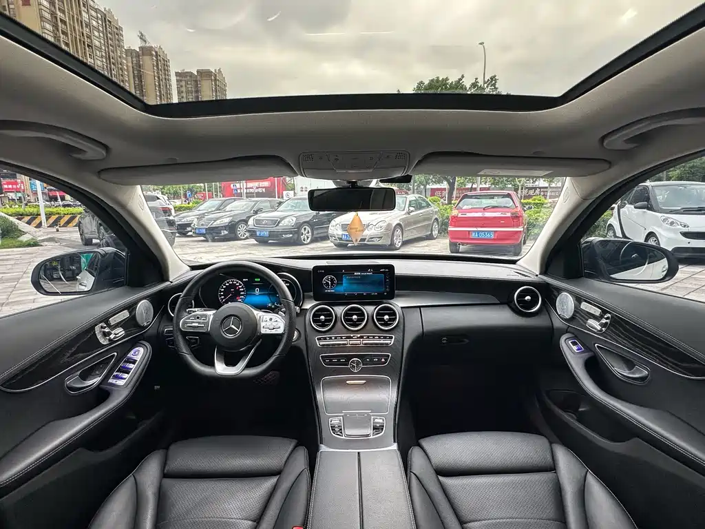 Mercedes-Benz C-Class 2021 — фото 17