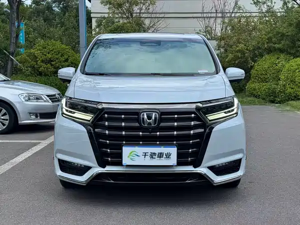 Honda Elysion 2025