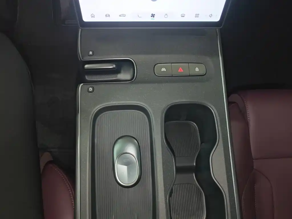 NIO ET5T 2024