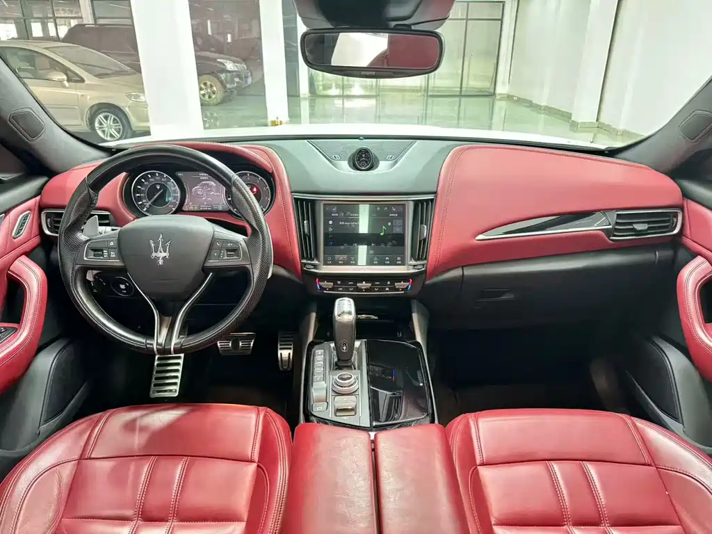 Maserati Levante 2022 — фото 14