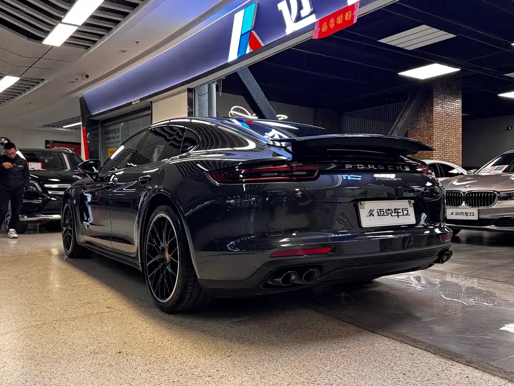 Porsche Panamera 2019 — фото 3