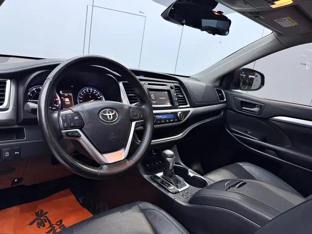 Toyota Highlander 2019 — фото 8