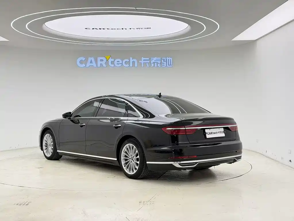 Audi A8 2022