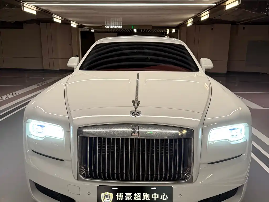 Rolls-Royce Ghost 2018 — фото 2