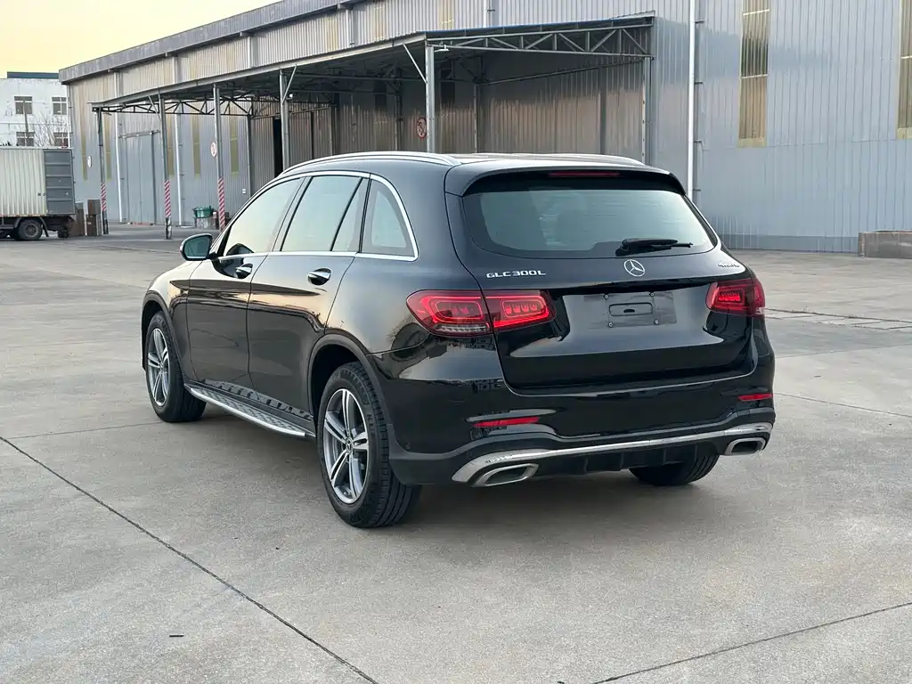 Mercedes-Benz GLC 2020 — фото 12