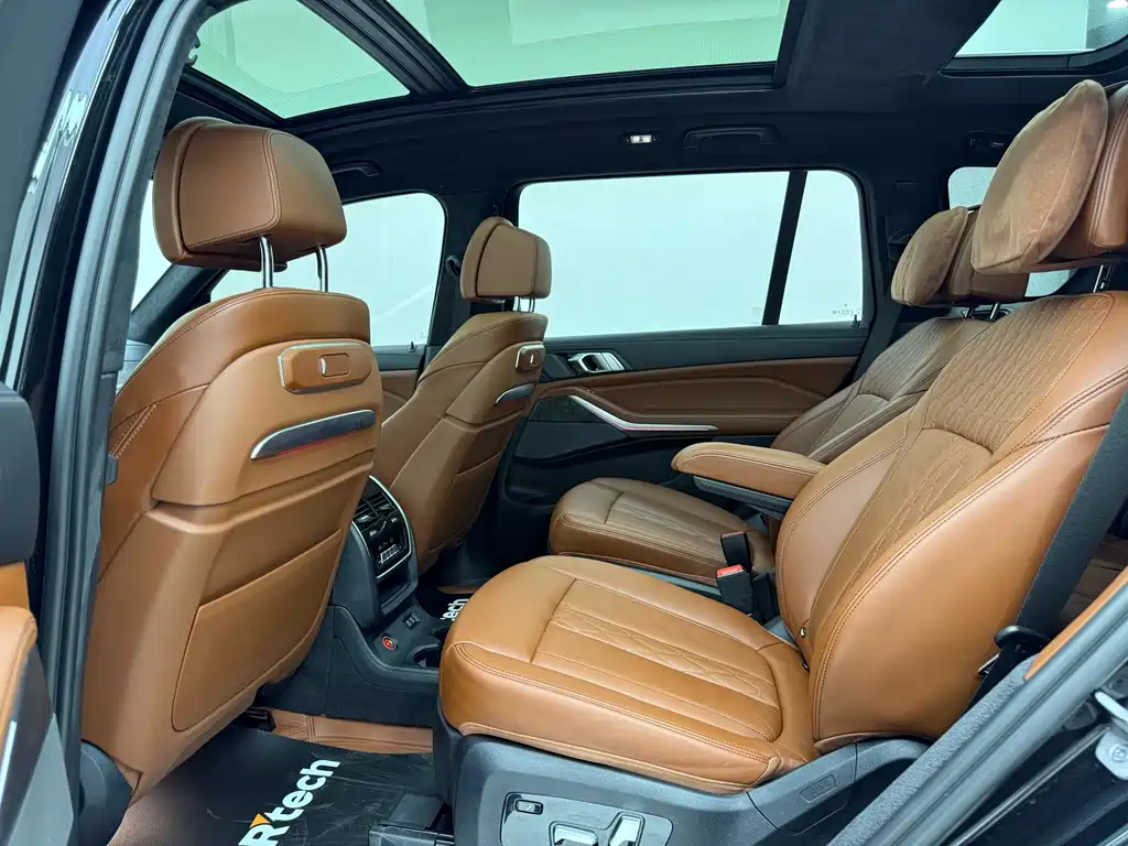 BMW X7 2023 — фото 19