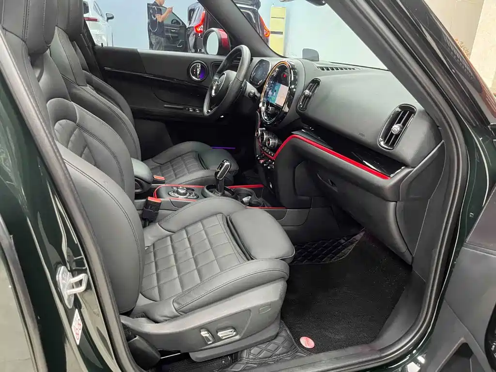 MINI JCW COUNTRYMAN 2022 — фото 13