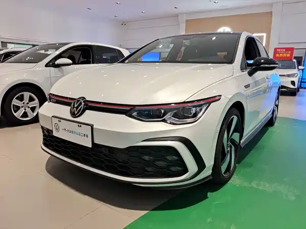 Volkswagen Golf GTI 2025