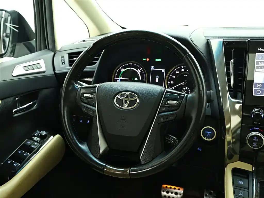 Toyota Alphard 2020 — фото 16