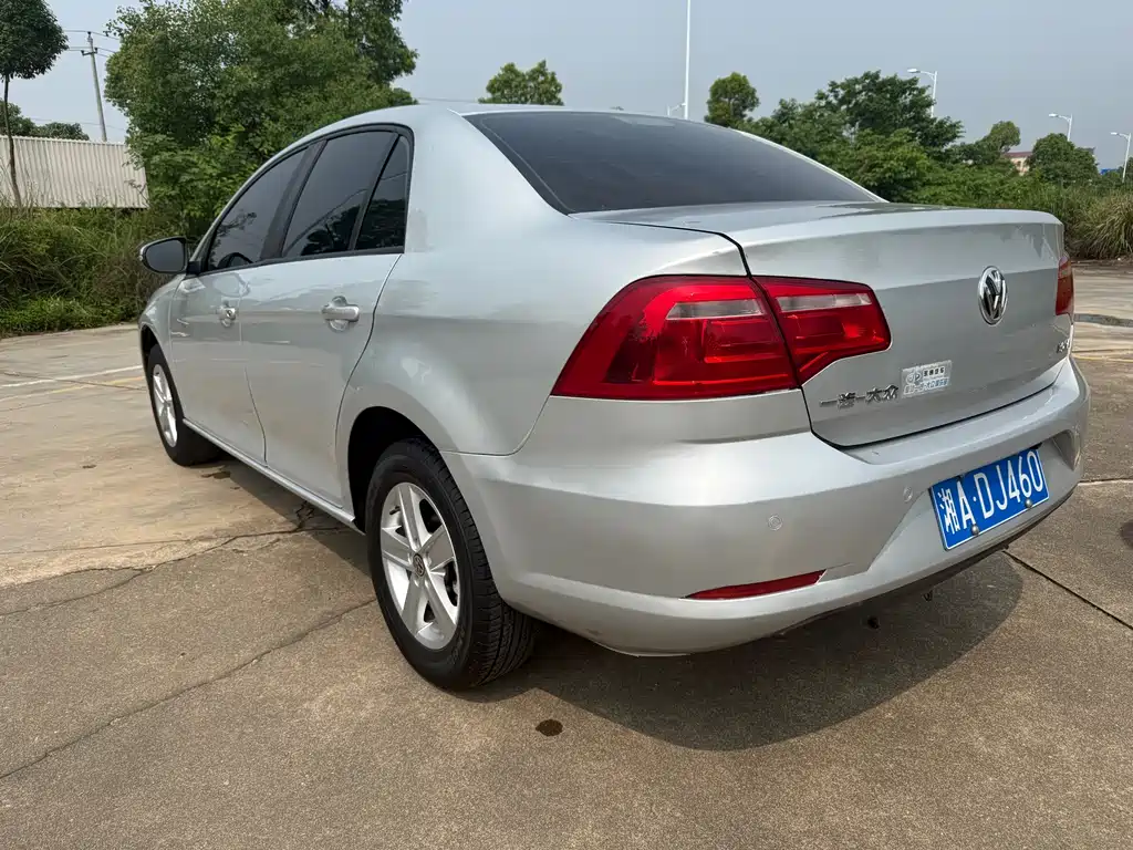 Volkswagen Bora 2015