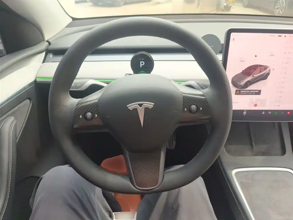 Tesla Model Y 2023 — фото 11