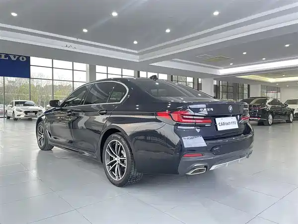 BMW 5 Series 2021