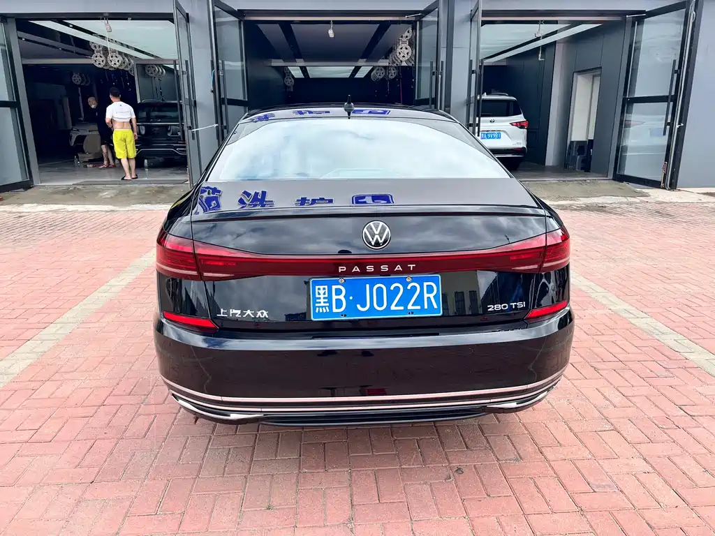 Volkswagen Passat 2022