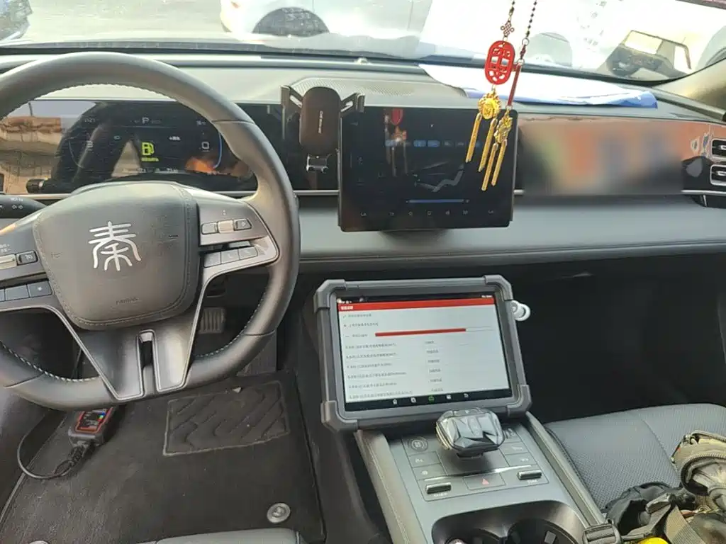 BYD Qin L 2025 — фото 10