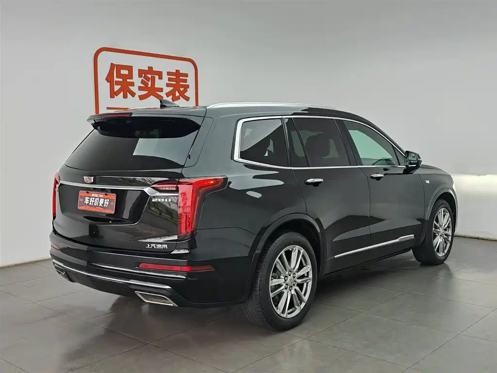 Cadillac XT6 2022 — фото 2