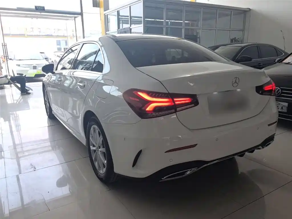 Mercedes-Benz A-Class 2022 — фото 5