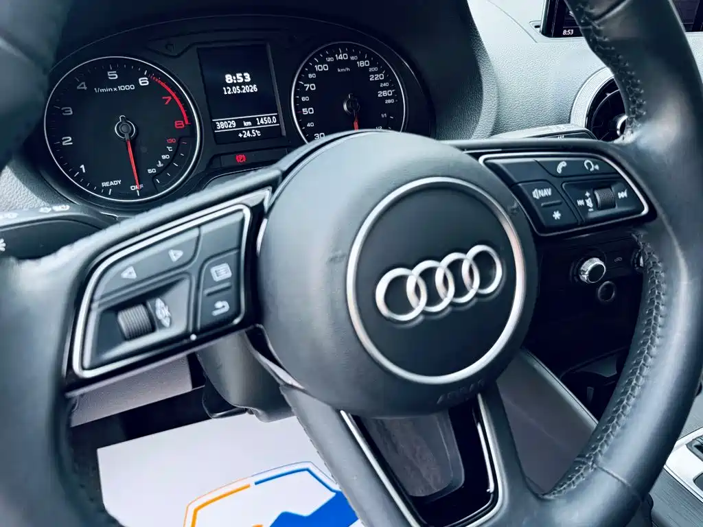 Audi A3 2019 — фото 12