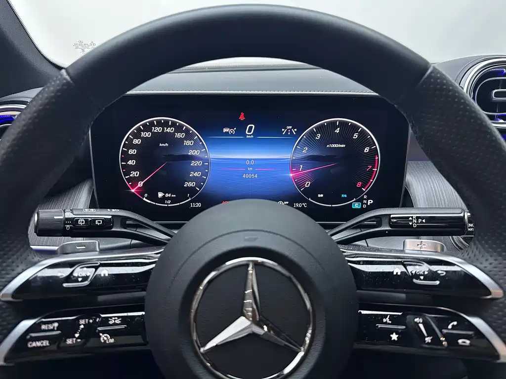 Mercedes-Benz GLC 2023 — фото 3