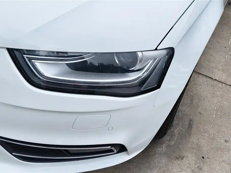 Audi A4L 2013 — фото 5