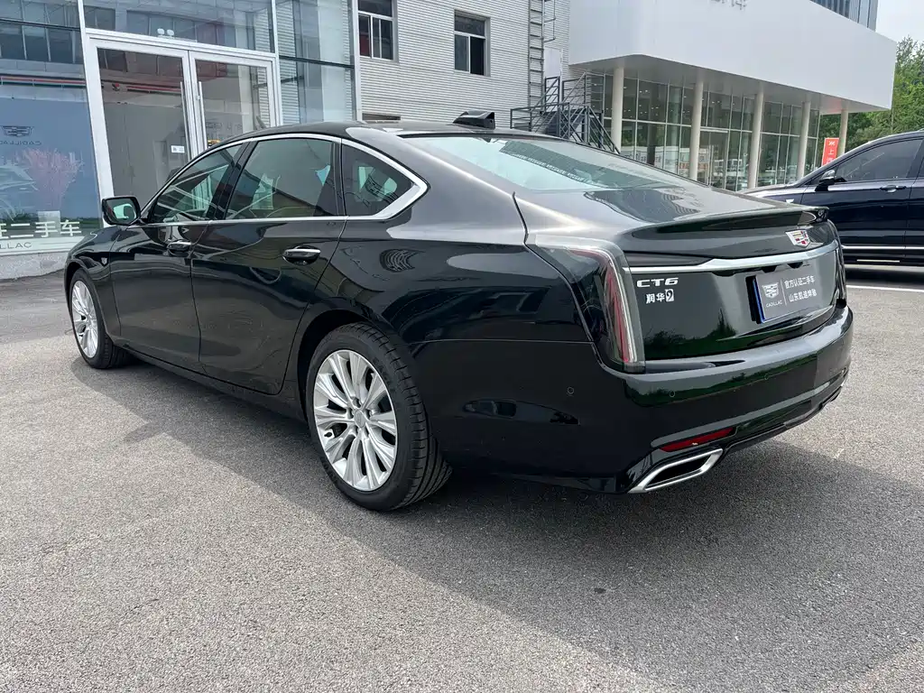 Cadillac CT6 2025 — фото 13